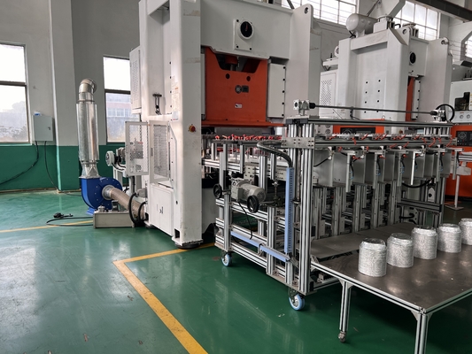 acheter Conteneur argenté d'Alufoil de cavités d'OIN 4 faisant la machine online manufacture