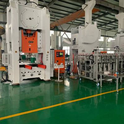 acheter Machine de fabrication de contenants alimentaires en feuille d'aluminium entièrement automatique avec 4 cavités online manufacture