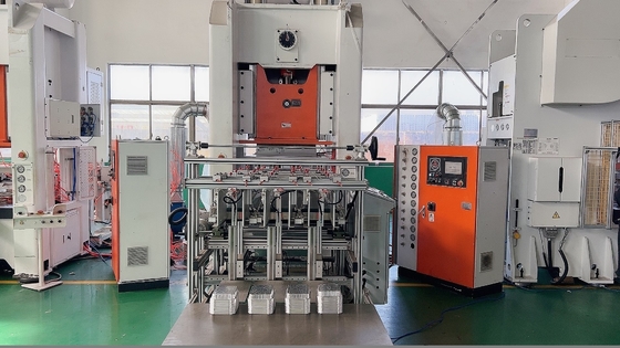 acheter Machine mécanique pour les conteneurs en feuille d'aluminium avec une capacité de 12000 PCS/heure online manufacture