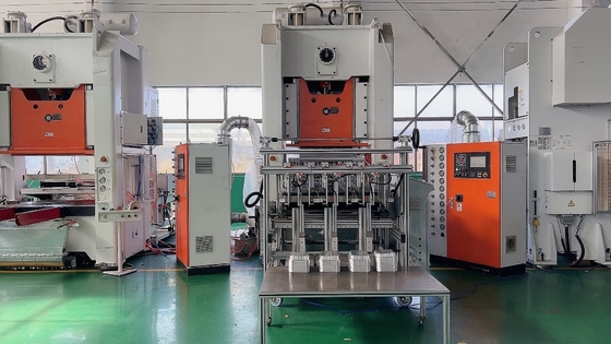 acheter 1 - 5 cavités de capacité de la machine de conteneur en feuille d'aluminium contrôlée par un système PLC online manufacture