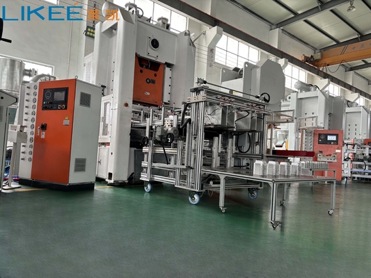 acheter Machine de fabrication de pots en aluminium de pointe, 12000 pots par heure online manufacture