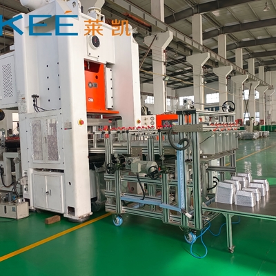 acheter Container alimentaire en papier d'aluminium Siemens Motors Machine de fabrication de type H avec capacité de 4 cavités online manufacture