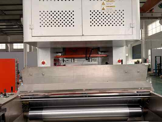 acheter LK-T80 machine à contenir en feuille d'aluminium avec circuit fermé d'huile économise le lubrifiant online manufacture