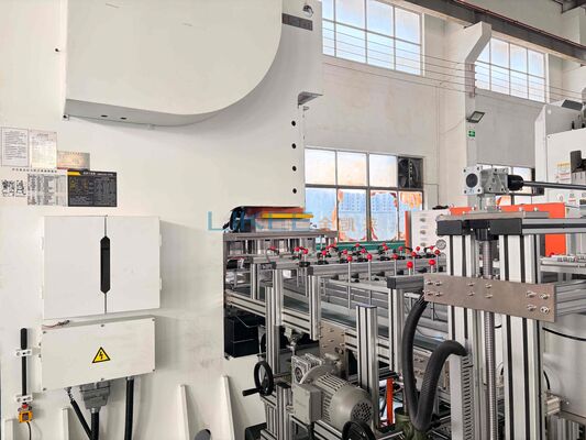 acheter Machine de contenants en aluminium 63 tonnes avec gaufrage de logo personnalisé et changement rapide de moule pour moules personnalisés fabrication en ligne