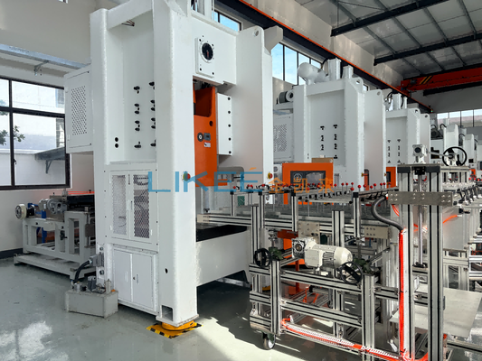 acheter Machine de fabrication de plaques de papier d'aluminium de 80 tonnes pour conteneurs alimentaires jetables avec fonctionnement 24h/24 et 7j/7 et certification CE fabrication en ligne