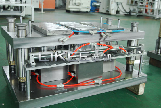 acheter 2 moule de conteneur de papier aluminium des cavités DC53 pour le compartiment 3 online manufacture