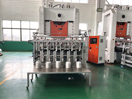 Une machine, une machine de fabrication de plaques d'aluminium à pression d'air de 0,8Mpa