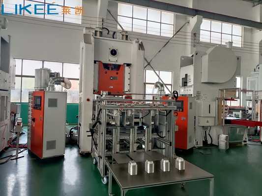 SIEMENS Moteur H Cadre 12000 pièces/h Sortie Ligne de production de conteneurs en papier d'aluminium LK-T80