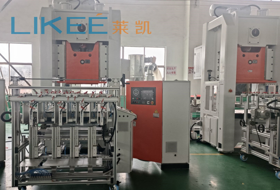 4 à 5 cavités de contenants en feuille d'aluminium machine de fabrication Mitsubishi PLC Siemens moteur principal