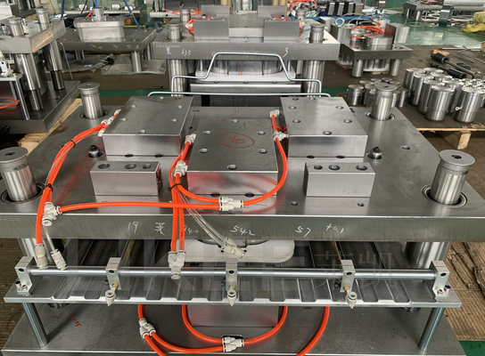 Container en feuille d'aluminium de différentes formes avec une dureté de 58 à 60 HRC et 30 millions de coups
