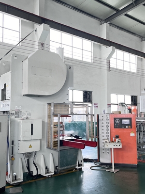 LK-T63 Machine à fabriquer des barquettes en aluminium avec moteur Siemens contrôlé de type C