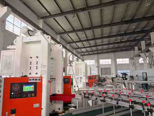 Machine de fabrication de contenant en papier d'aluminium emballage alimentaire Pane jetable 8 pouces pour friteuse à air