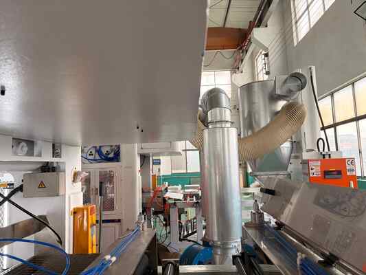 LK-T80 Machine de contenant en feuille d'aluminium recyclable J'utilise une seule fois une poêle de demi-taille