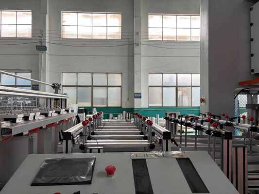 LK-T80 3003 Contenant alimentaire en feuille d'aluminium Machine de protection thermique des aliments pour la fabrication de saveurs