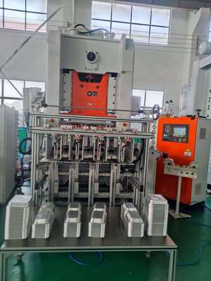 LK-T80 machine à contenir des feuilles d'aluminium de 80 tonnes avec gravure de logo personnalisé et vitesse de 35 à 70 coups / min