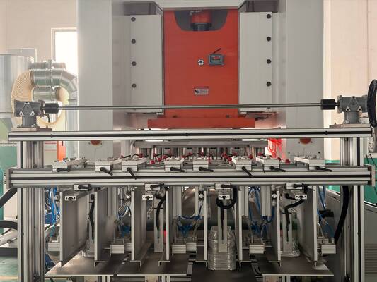 LK-T80 Machine de fabrication de feuille d'aluminium Container utilise des composants pneumatiques SMC